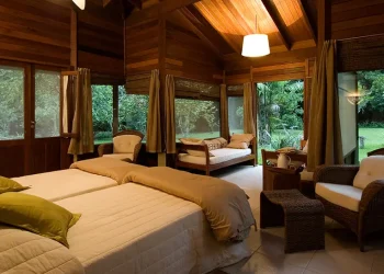 1536876346CristalinoLodge copiar